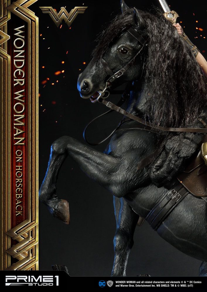Wonder Woman Statue Wonder Woman on Horseback 138 cm