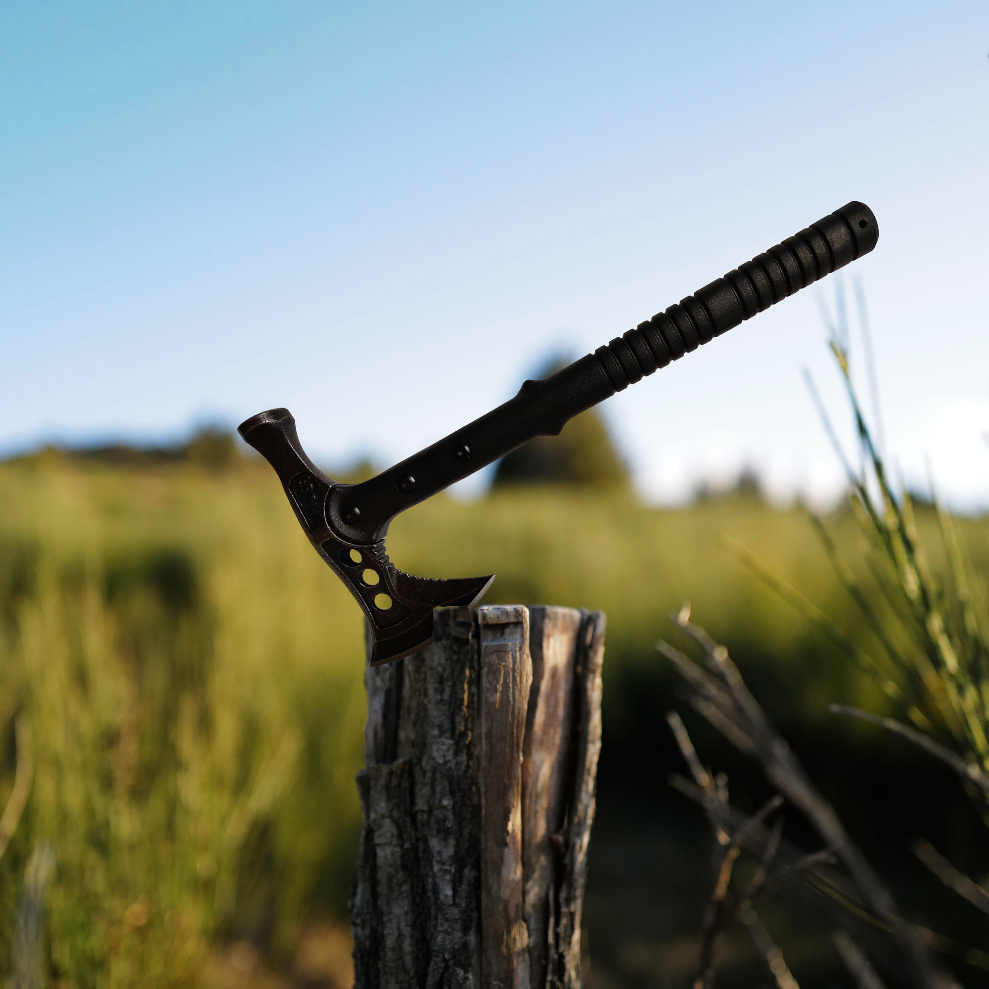 Outdoor Axt mit Hammerkopf und Scheide