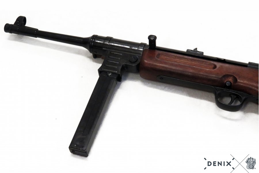 Deutsche MP 41 „Schmeisser“ mit Gurt aus Metall, Holzschaft, 9 mm, 2.WK