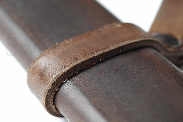 Scheide für Eineinhalbhand Schwert mit Gürtel, braun
