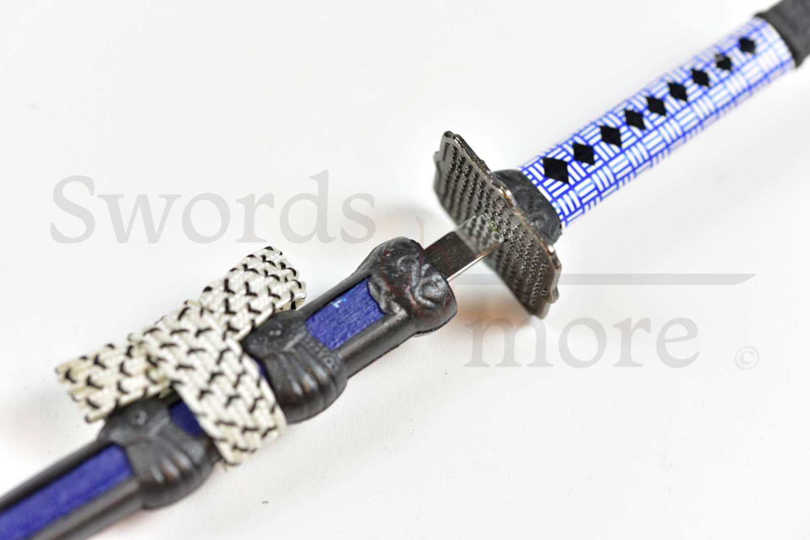 Katana mit Scheide und Ständer - Brieföffnerversion