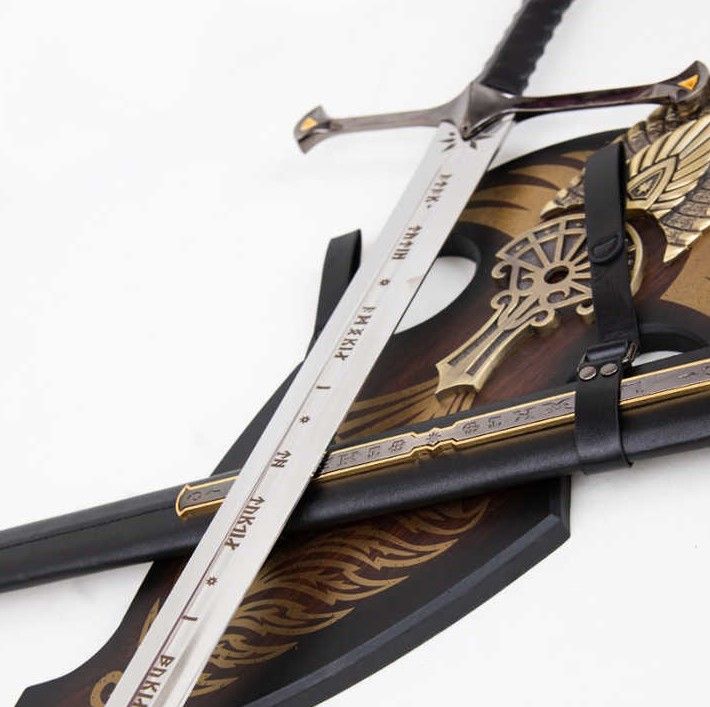 Anduril Schwert mit Scheide und Wanddisplay