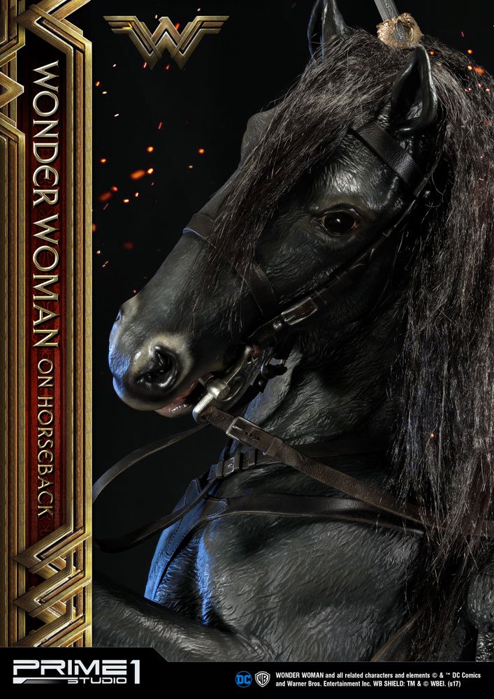 Wonder Woman Statue Wonder Woman on Horseback 138 cm