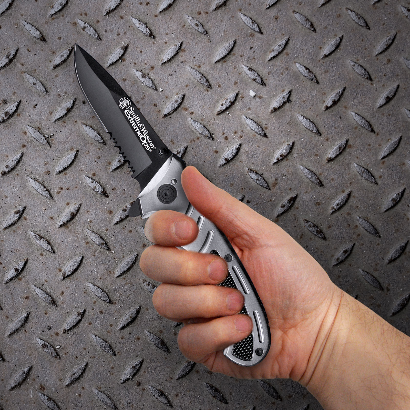 Extreme Ops EDC Messer
