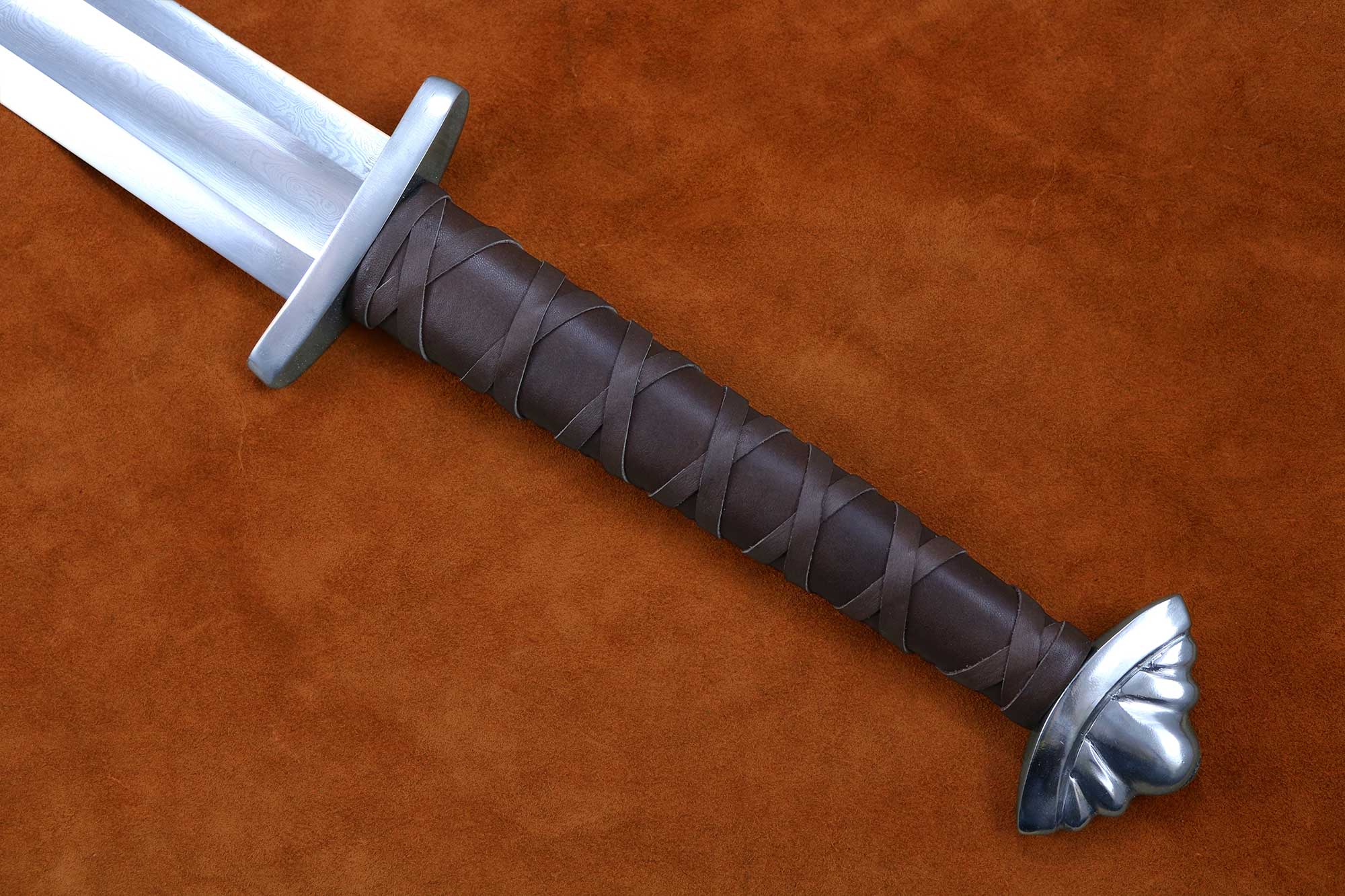 Guardlan Schwert mit Klinge aus gefaltetem Stahl 