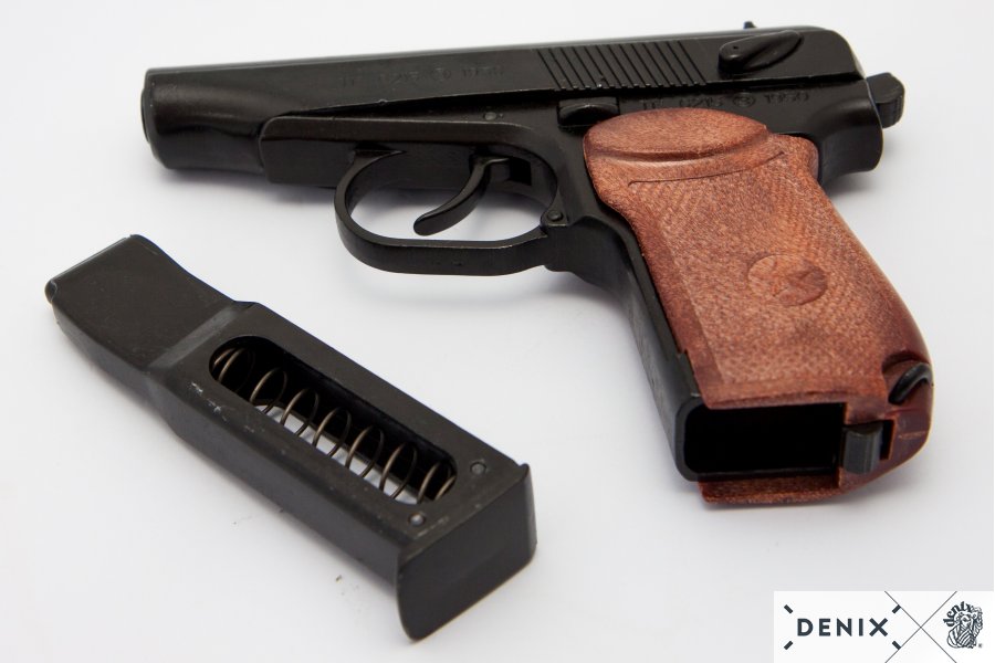 Russische Makarow-Pistole, Waffe der roten Armee, aus Metall
