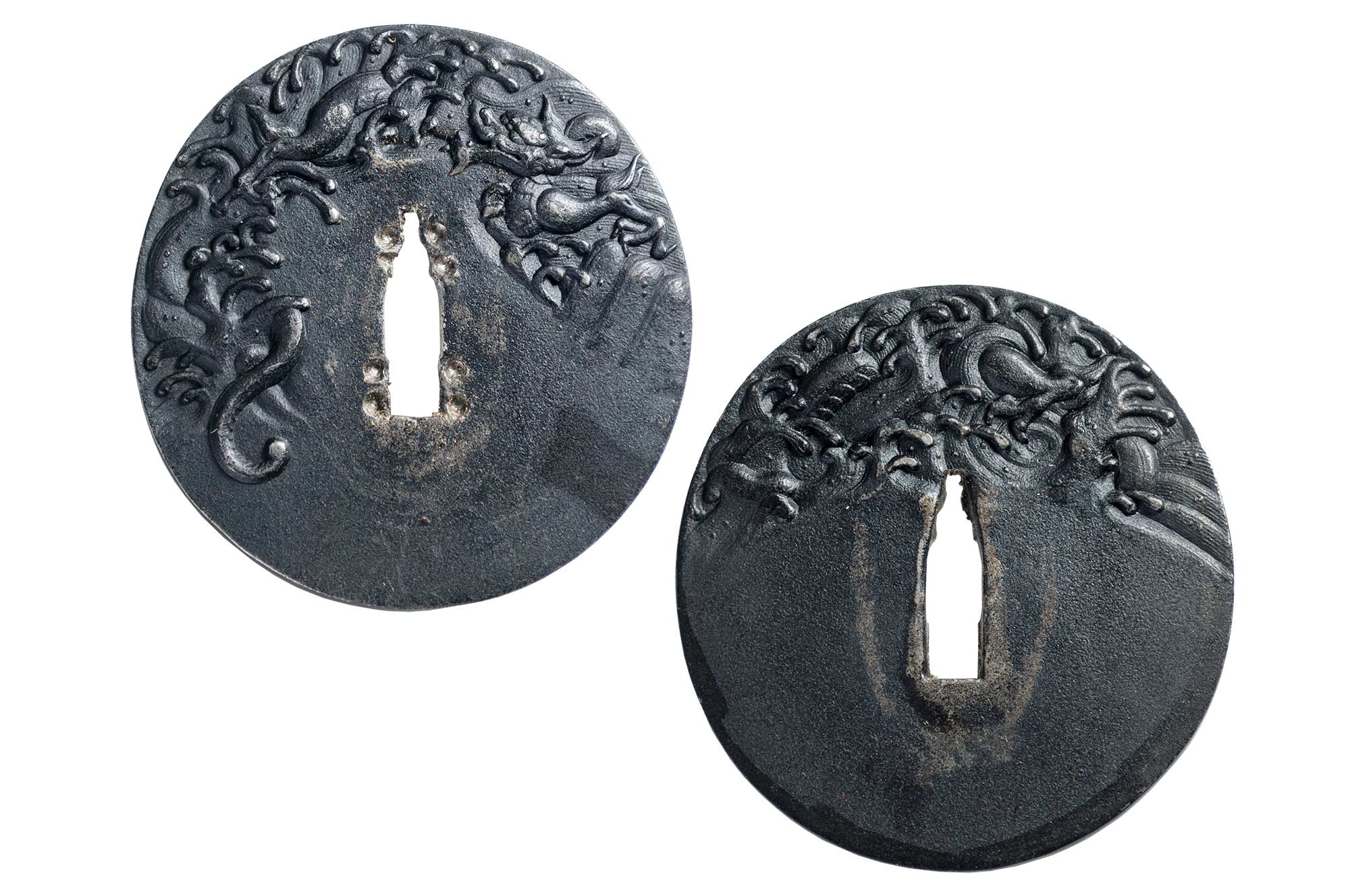 Wave Wakizashi (Bo-hi) Runde Tsuba