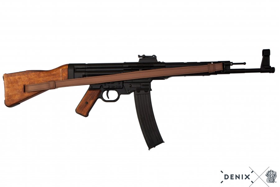 Deutsche MP 44 „Schmeisser“ mit Gurt aus Metall und Holz, 9 mm, 2. WK, 1943