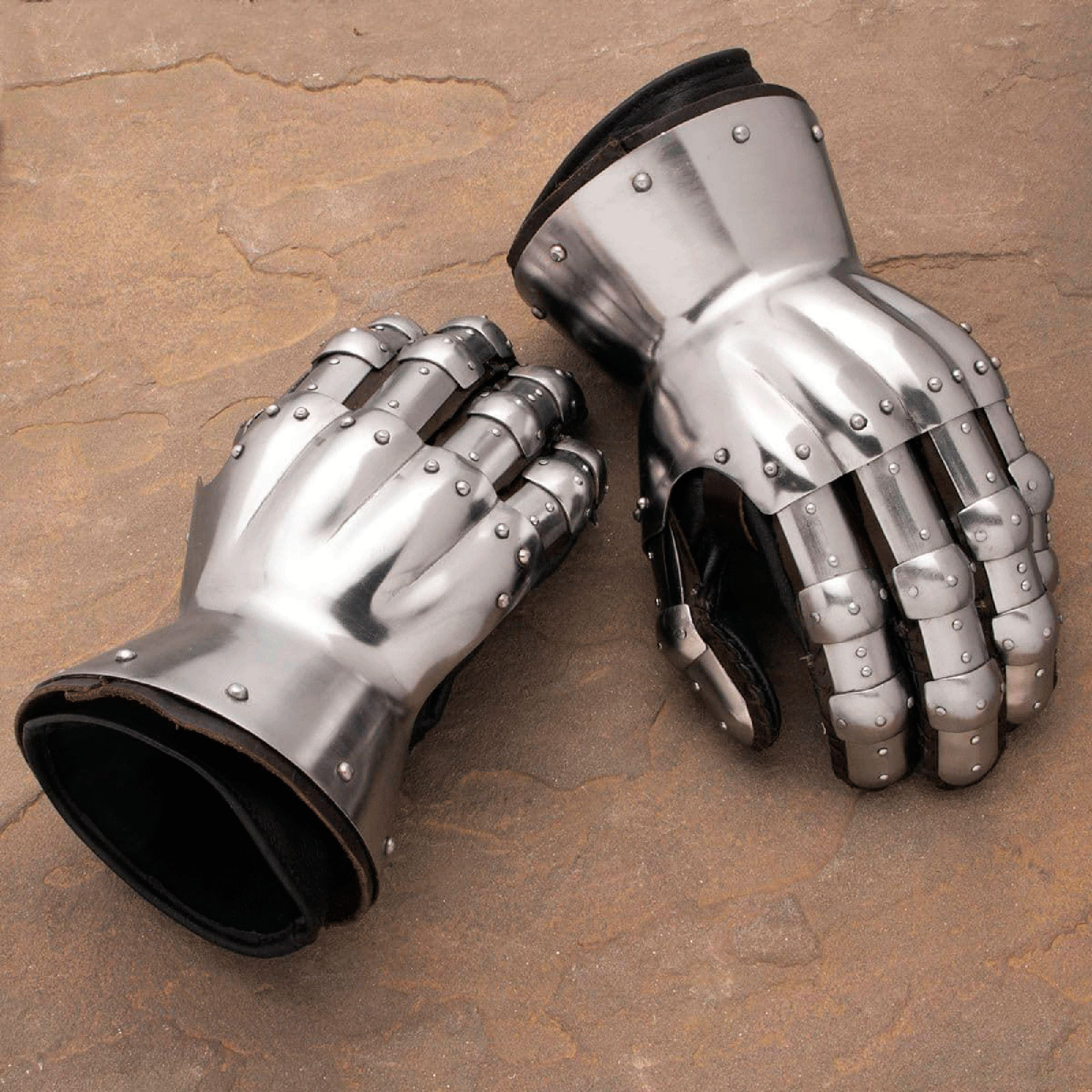 Gelenkige Sanduhr Gauntlets