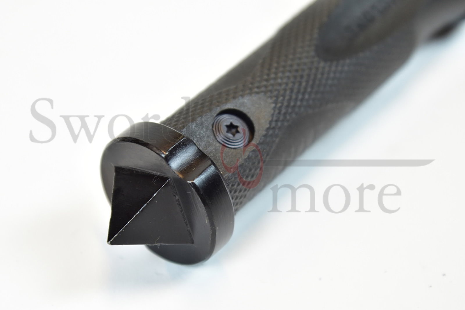Cyclone Stiefelmesser mit Custom Vortec-Scheide