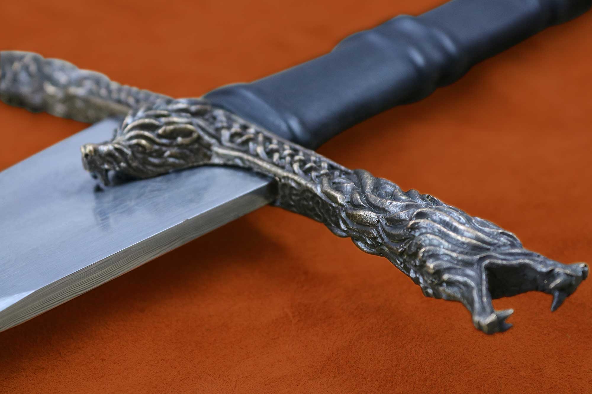 Eindride Schwert mit Klinge aus gefaltetem Stahl