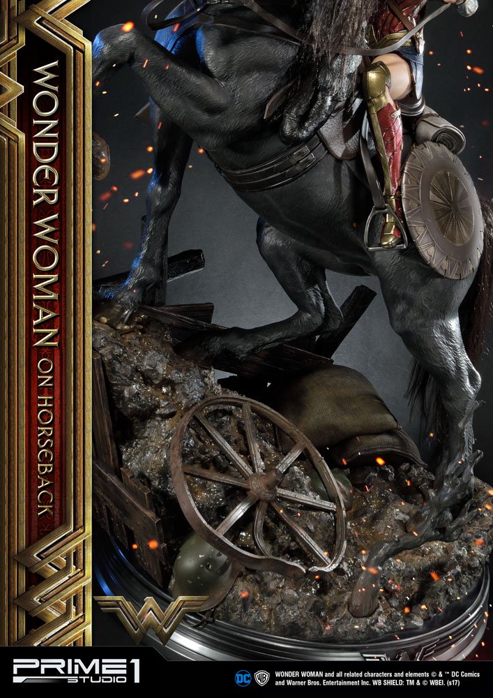 Wonder Woman Statue Wonder Woman on Horseback 138 cm